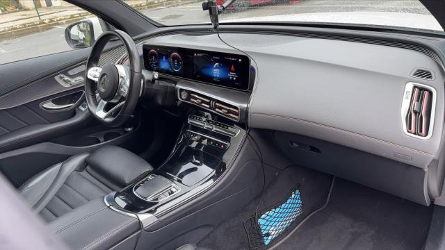 Mercedes Benz Eqc image 2