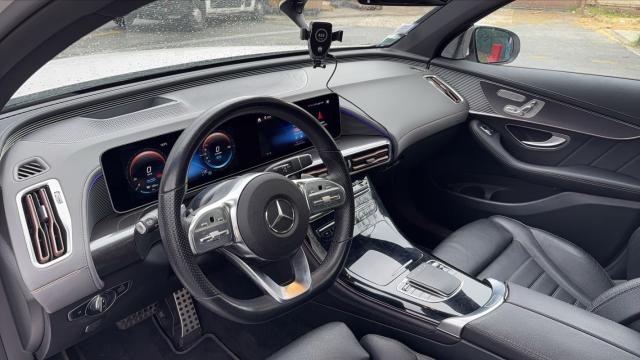 Mercedes Benz Eqc image 4