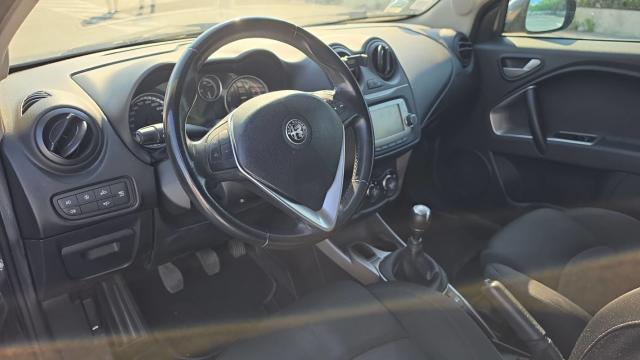 Alfa Romeo Mito image 8