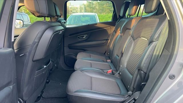 Renault Grand Scénic image 2