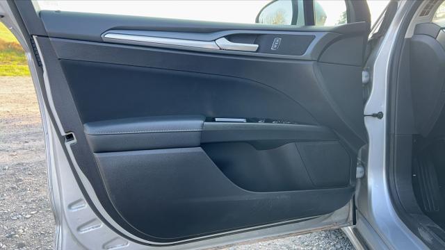 Ford Mondeo image 1