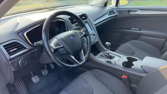 Ford Mondeo image 4