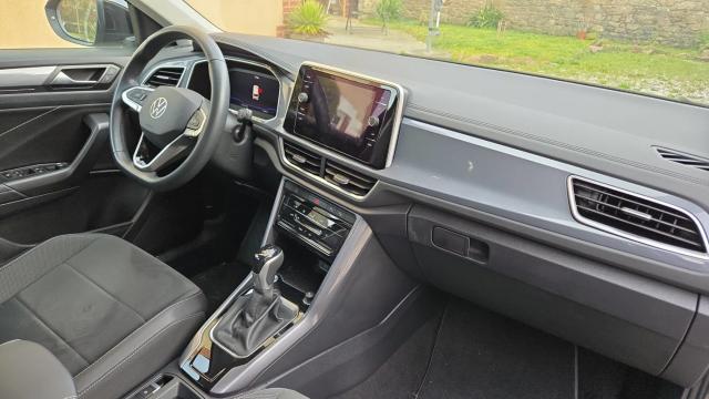 Volkswagen T-Roc image 8