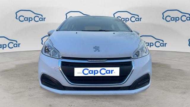 Peugeot 208 image 8