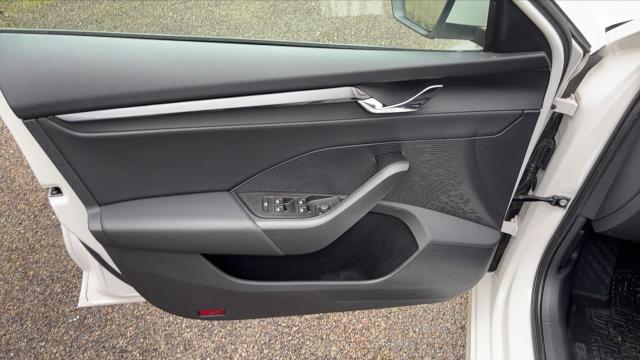 Skoda Octavia image 4