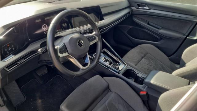 Volkswagen Golf image 8