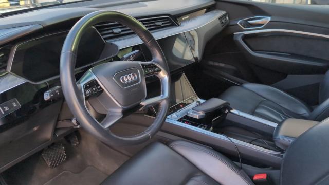 Audi E-Tron image 6
