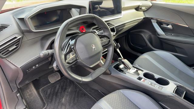 Peugeot 2008 image 6