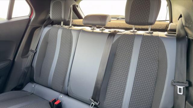 Peugeot 2008 image 5