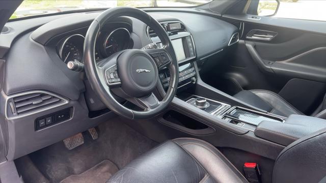 Jaguar F-Pace image 5