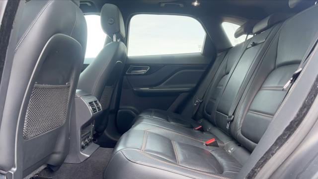 Jaguar F-Pace image 2