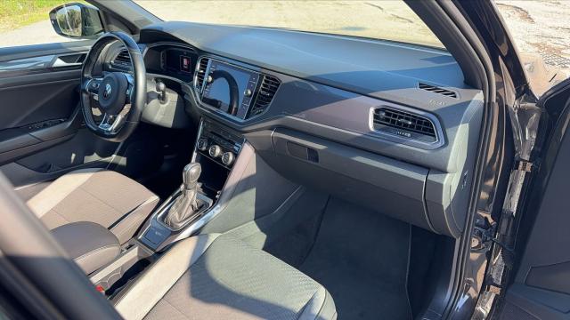 Volkswagen T-Roc image 1