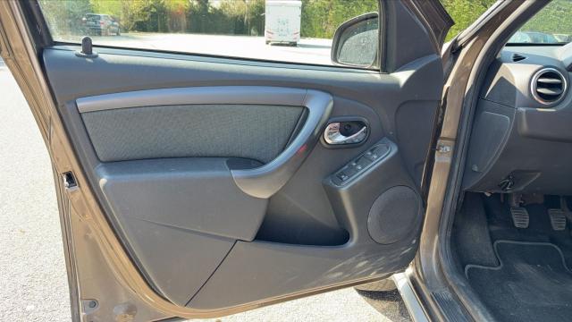 Dacia Duster image 2