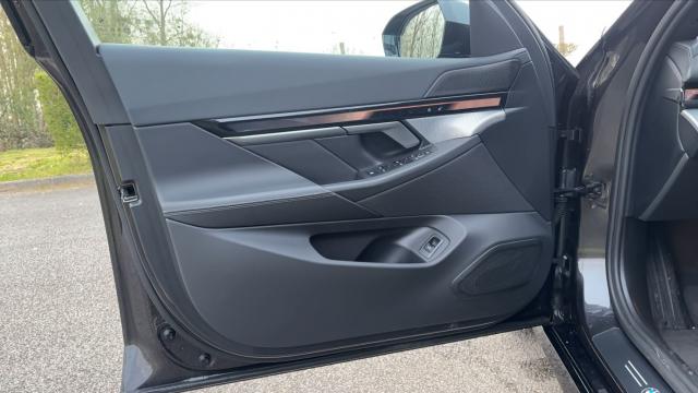 Bmw I5 image 1