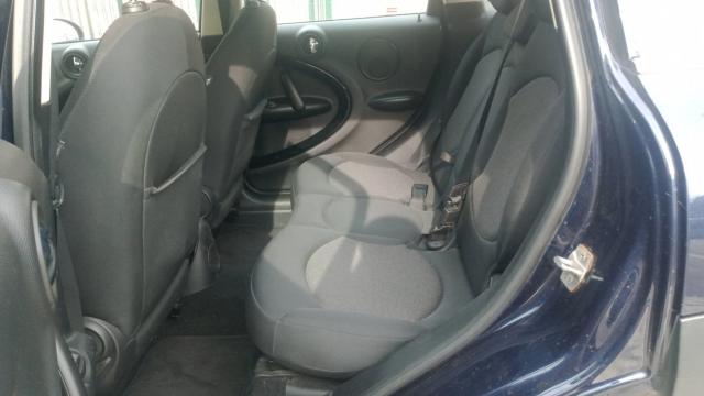 Mini Countryman image 2