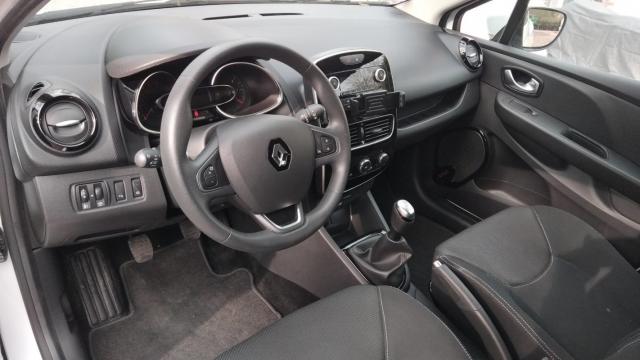 Renault Clio image 2