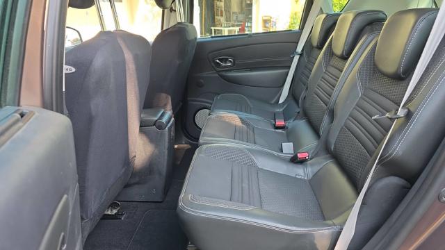 Renault Scénic image 2