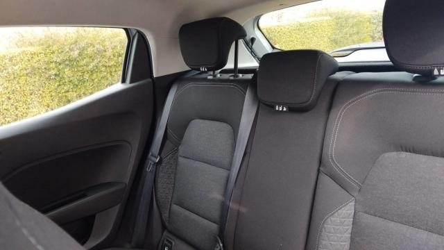 Renault Clio image 9