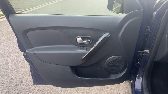 Dacia Sandero image 6
