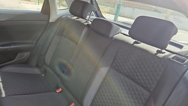 Volkswagen Polo image 8