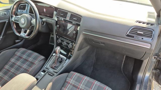 Volkswagen Golf image 2
