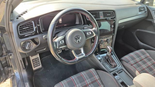 Volkswagen Golf image 7