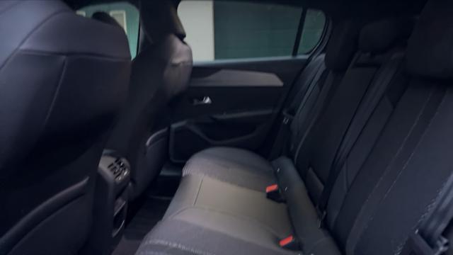 Peugeot 308 image 7