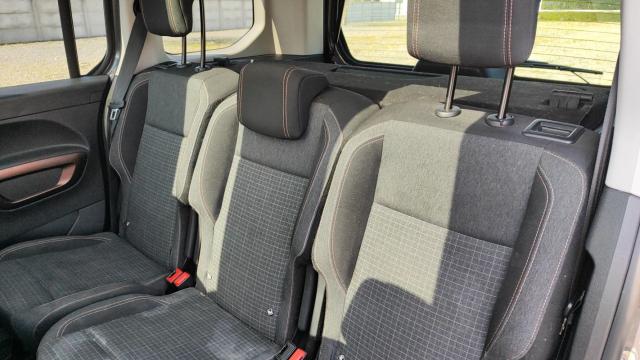 Peugeot Rifter image 7