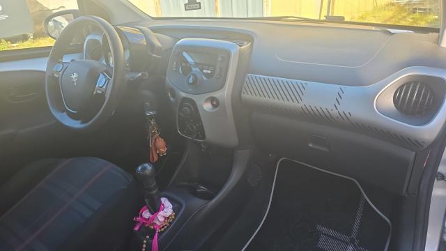 Peugeot 108 image 2