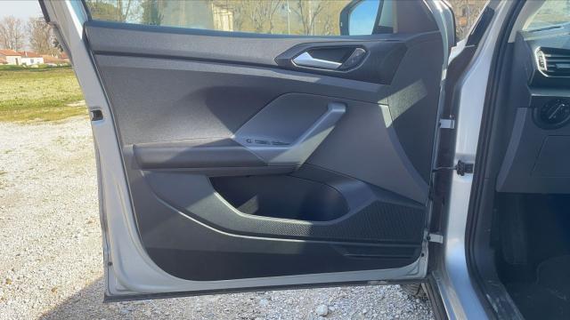 Volkswagen T-Cross image 4