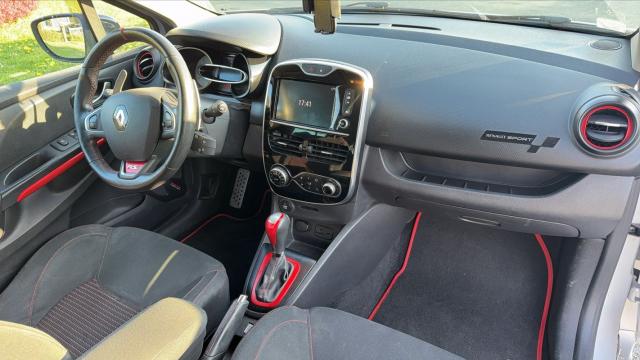 Renault Clio image 9