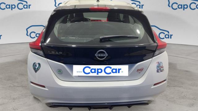 Nissan Leaf image 8