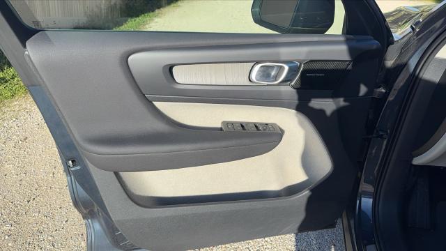Volvo Xc40 image 1