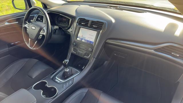 Ford Mondeo image 5