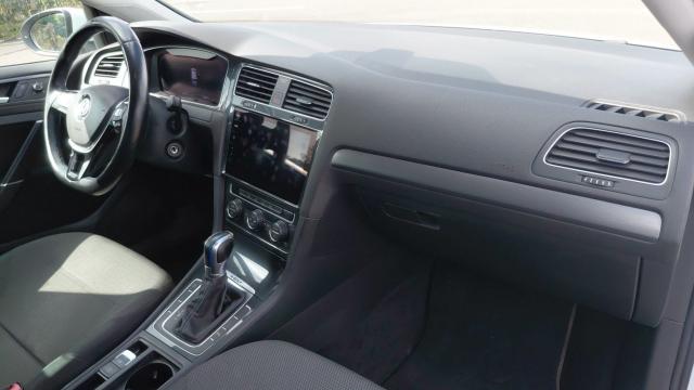 Volkswagen Golf image 7