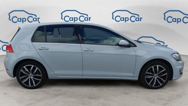 Volkswagen Golf image 9