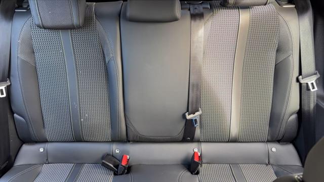 Peugeot 208 image 9