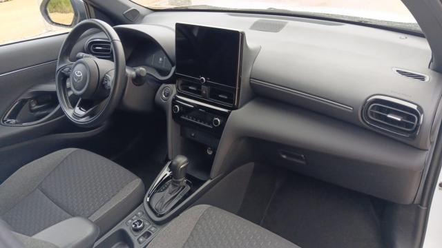 Toyota Yaris Cross image 8