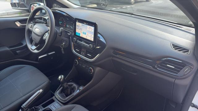 Ford Fiesta image 7