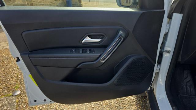 Dacia Duster image 6