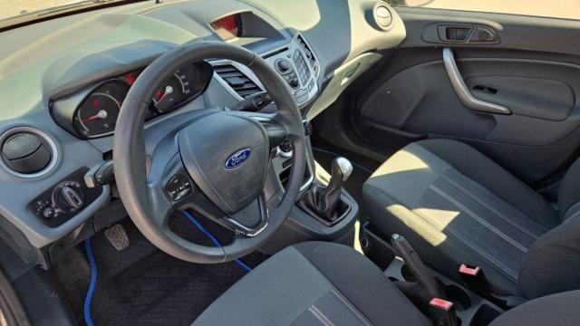 Ford Fiesta image 2