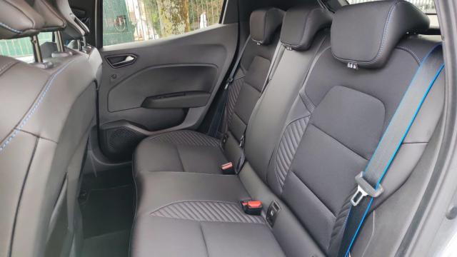 Renault Clio image 8