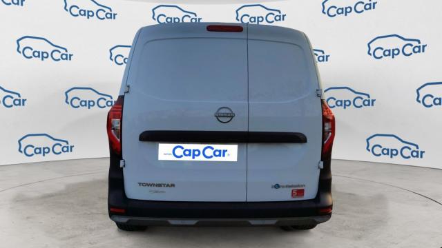 Nissan Townstar image 7