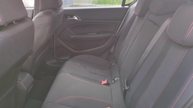 Peugeot 308 image 7