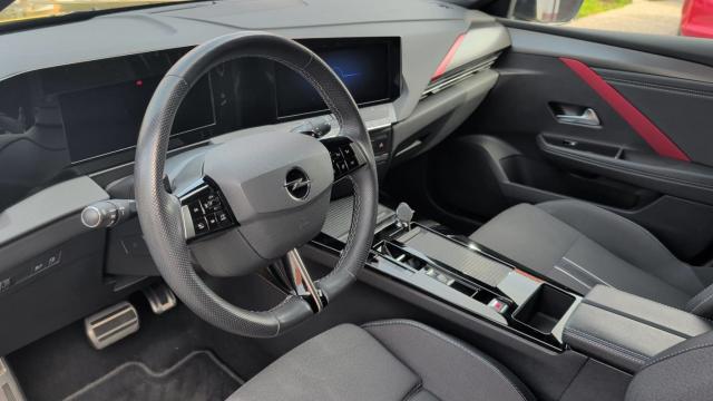 Opel Astra image 1