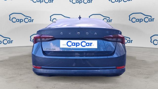 Skoda Octavia image 2