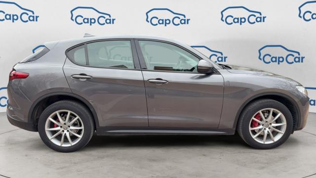 Alfa Romeo Stelvio image 4