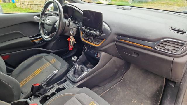 Ford Fiesta image 8