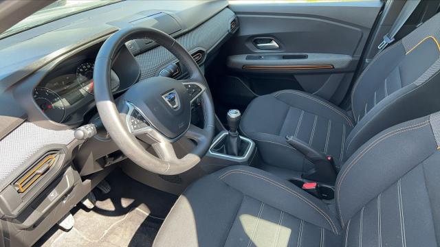 Dacia Sandero image 8