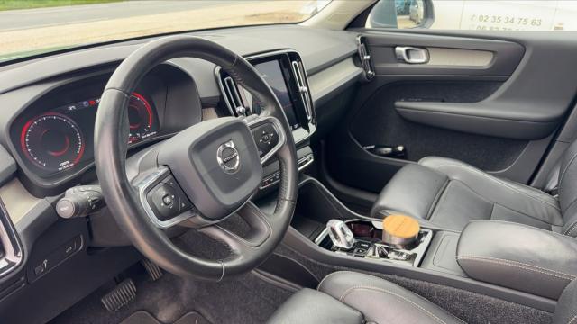 Volvo Xc40 image 6